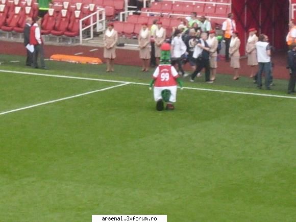 Emirates Cup - Darius - gunner 4 life
